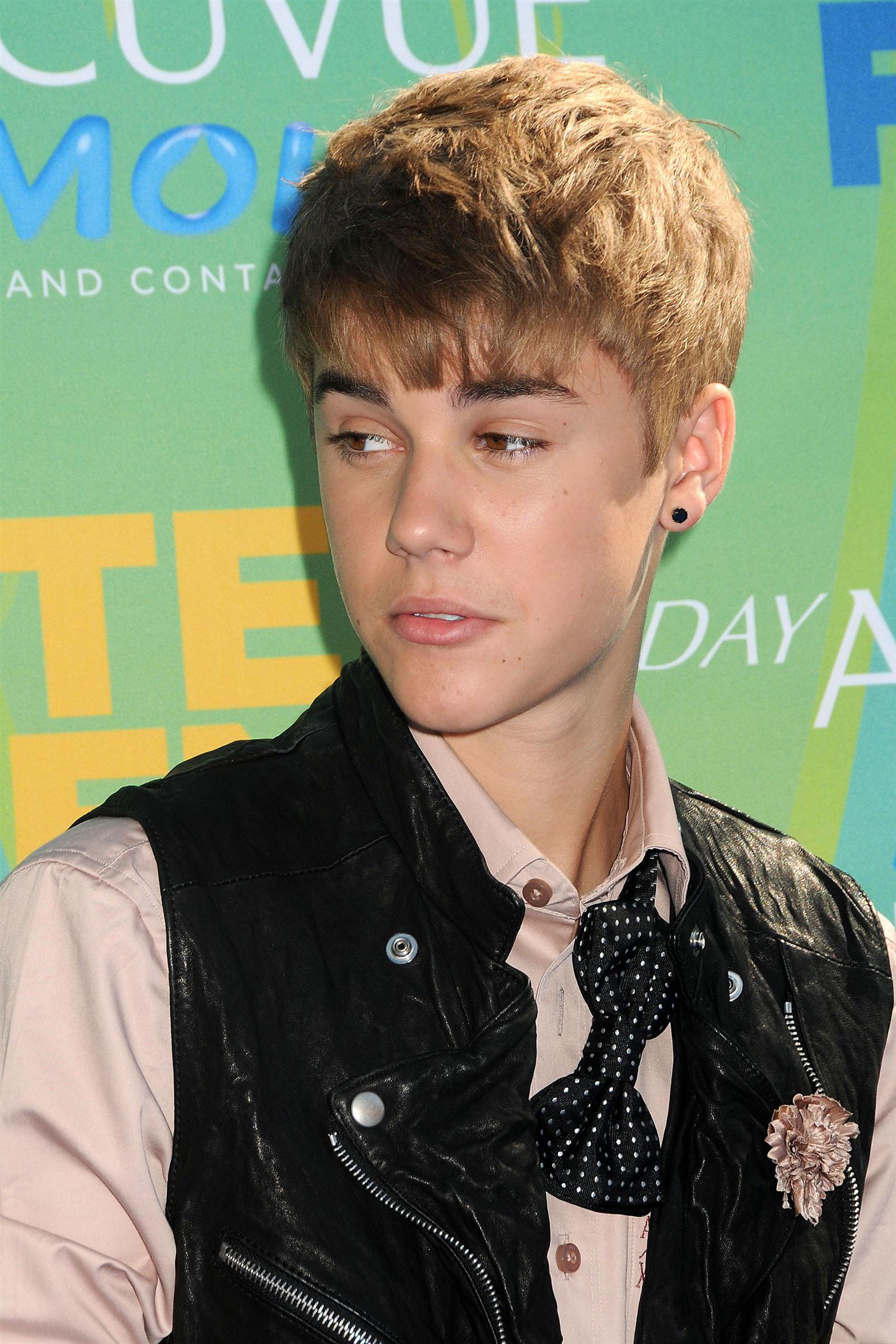 Justin Bieber at Teen Choice Awards 2011 photos | Picture 59023